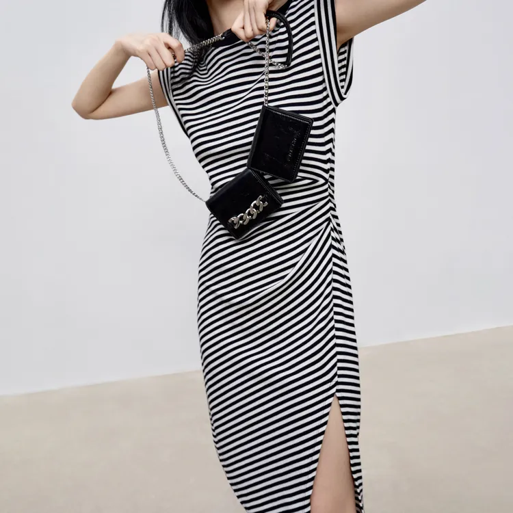 MO&CO Short Sleeved Dresses Women's Black White Stripes-2