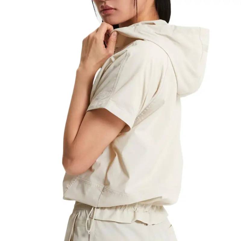 New Balance WOMENFROZEN SS25 Jacket Women's Light Beige-4