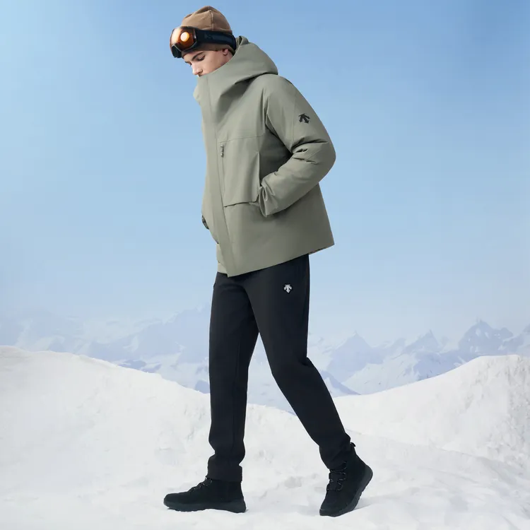 DESCENTE SNOWBOARD Series Puffer Jacket Unisex-3