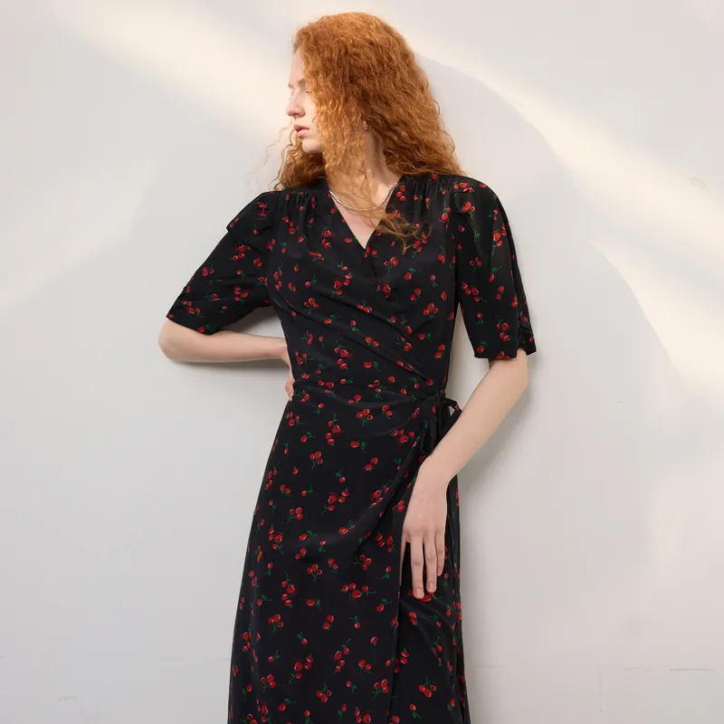 3COLOUR Short Sleeved Dress Women's Raven Floral-4