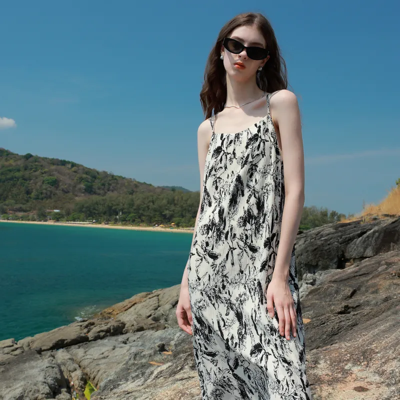 3COLOUR Slip Dress Women's Black White Floral-6