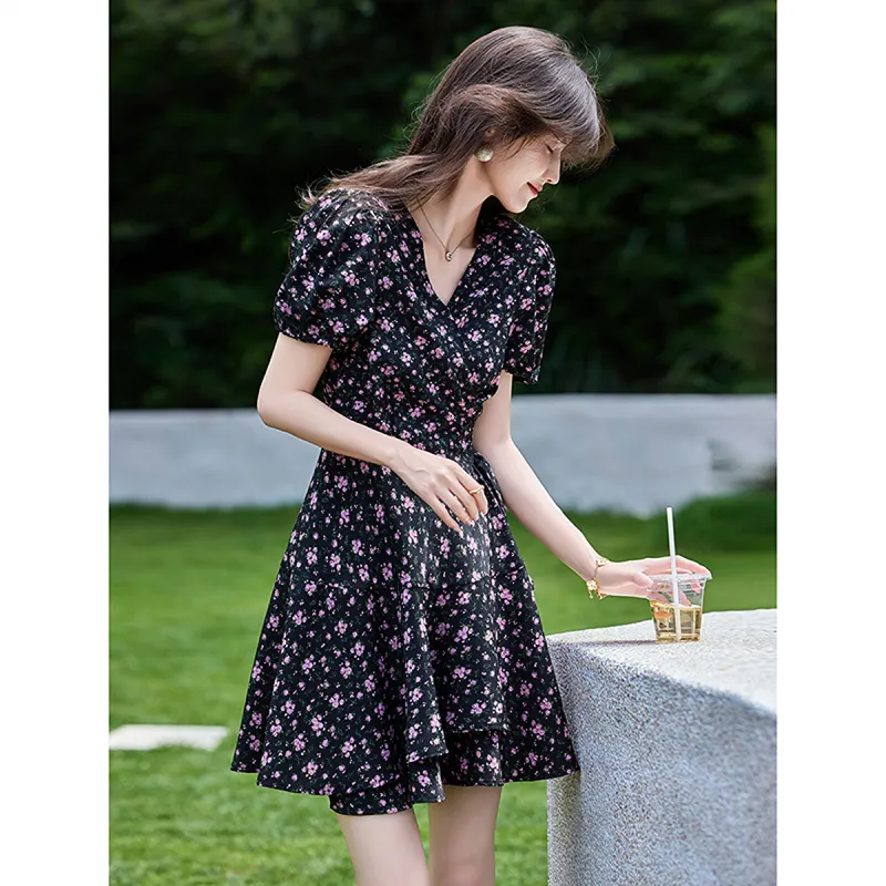 A Paradise For Awakening Short Sleeved Dress Women's-6