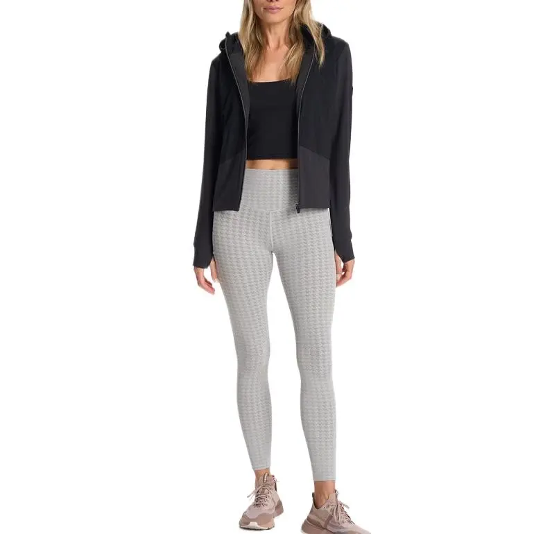 Vuori Puffer Jackets Women's-2