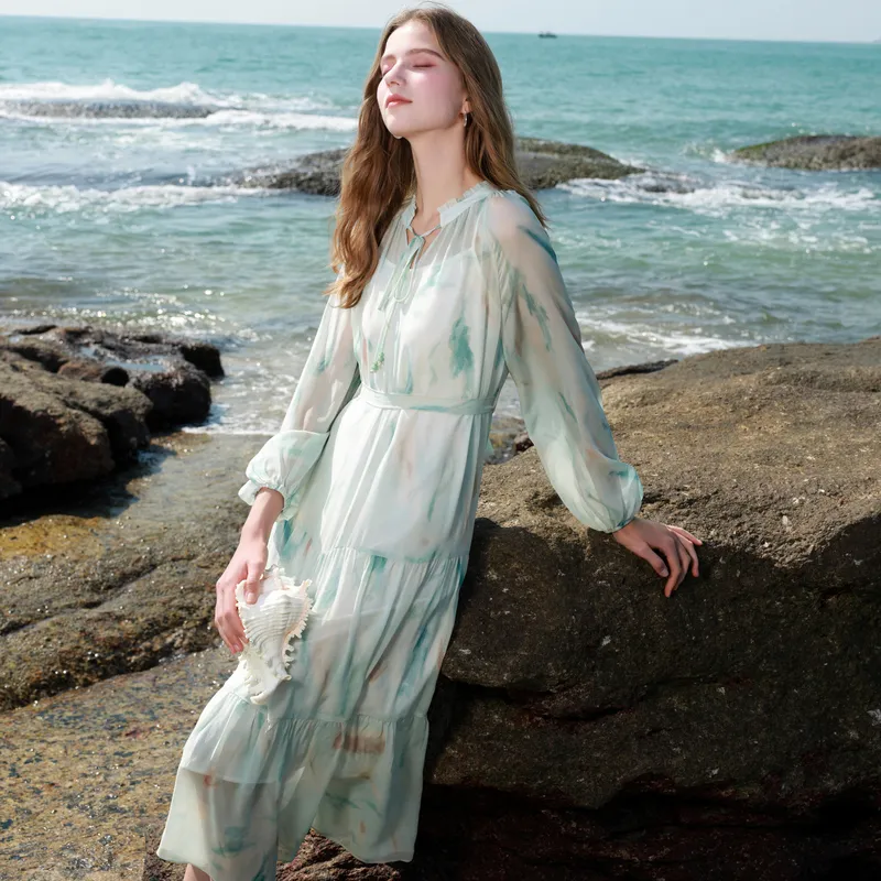 3COLOUR Long Sleeved Dress Women's Lake Blue Floral-2