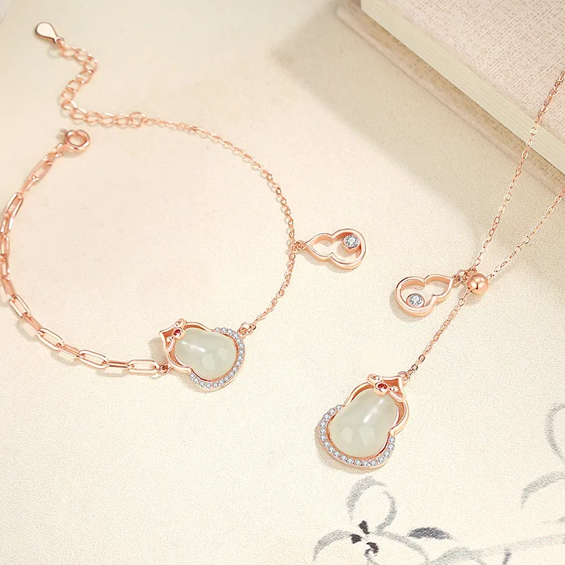 Royal Heaven's Choice Hetian Jade Pale Greenish White Jade Unisex-1