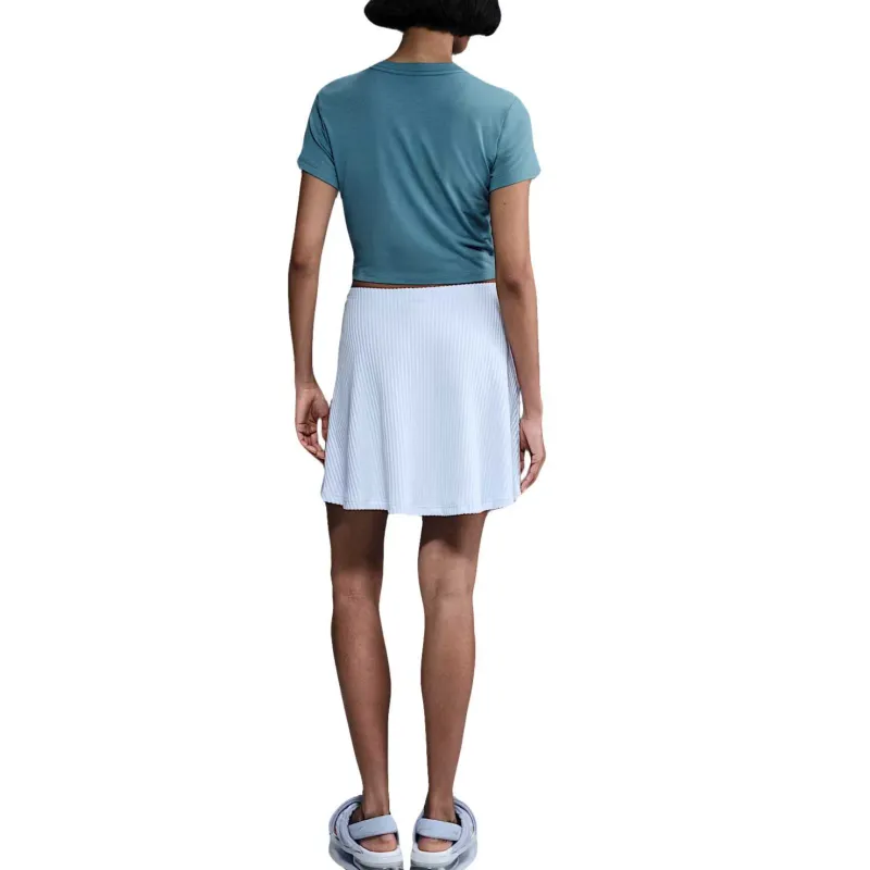 Nike Sportswear Chill Knit Women's Cropped T Shirt-3
