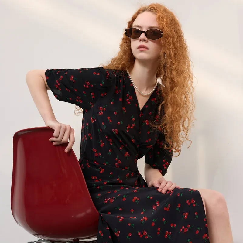 3COLOUR Short Sleeved Dress Women's Raven Floral-2