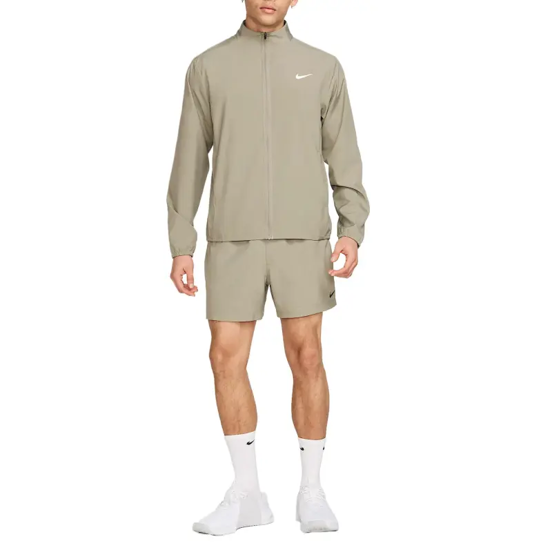 Nike Form Men's Dri FIT 5' Unlined Versatile Shorts-3