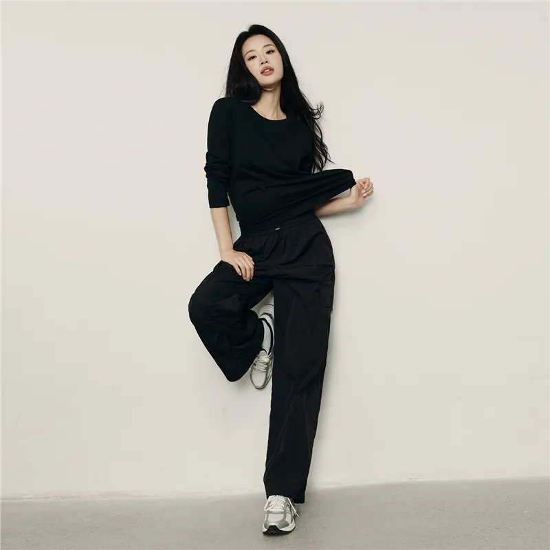 UNIQLO T Shirts Women's-10