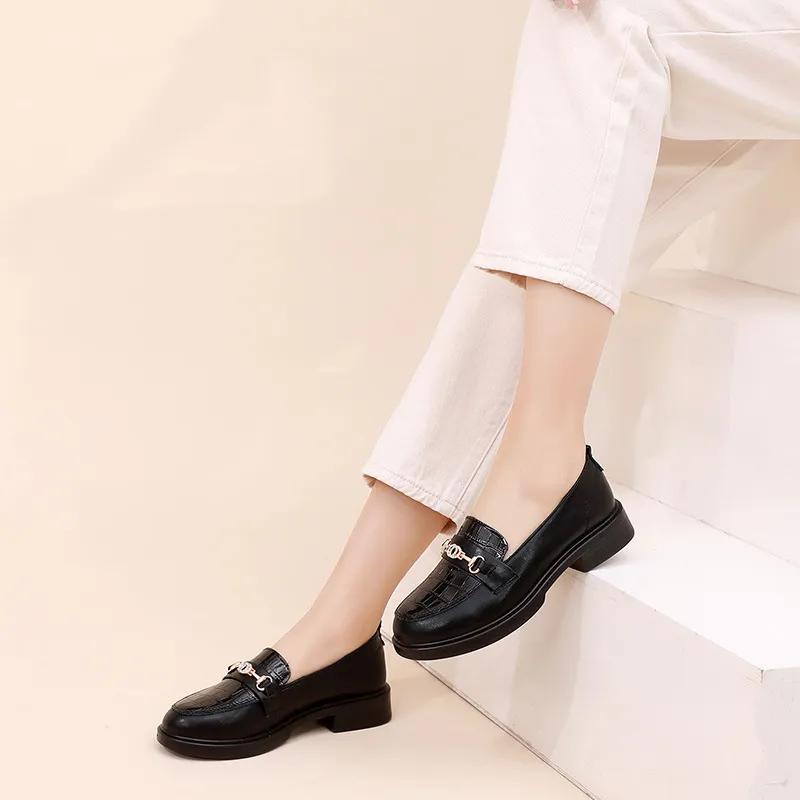 Captain Illy Loafers Women's Black-3