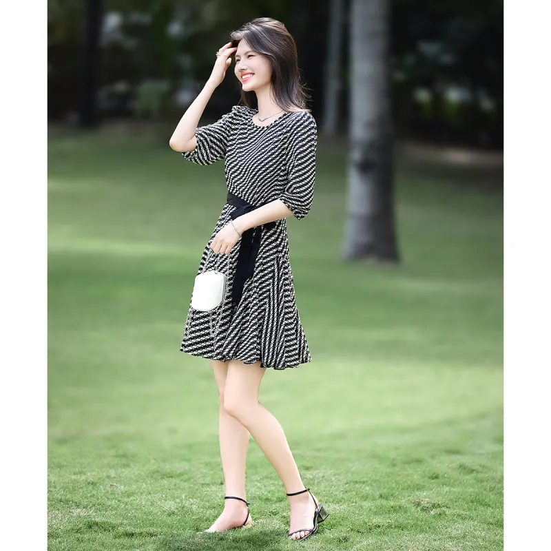 Still Quiet Short Sleeved Dress Women's Black White-1