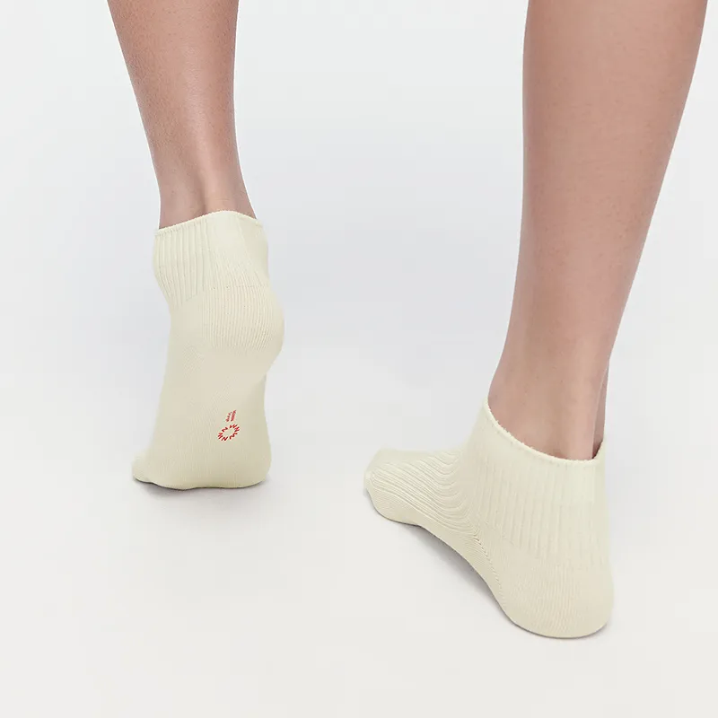 NEIWAI Mid Calf Socks Women's 1 Pack Light Beige-2