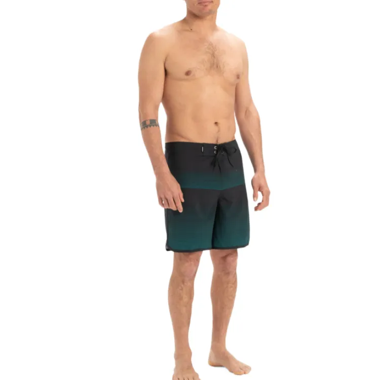 Quiksilver Surfsilk Scallop Beach Shorts Men's Turquoise-3