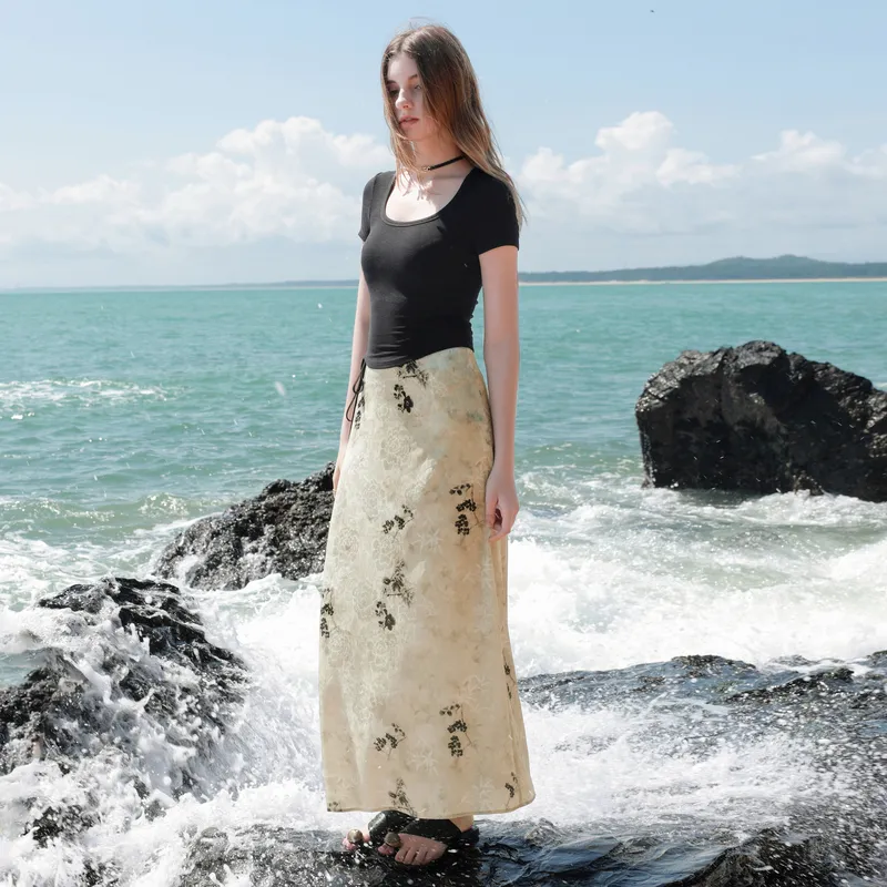 3COLOUR Casual Long Skirt Women's Pea Green Floral-2