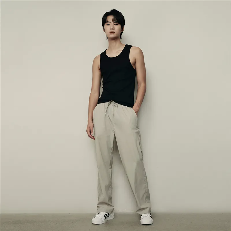 UNIQLO Tank Tops Men-2