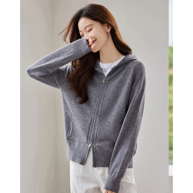 Love Elaine Knitwear Women's Gray-2