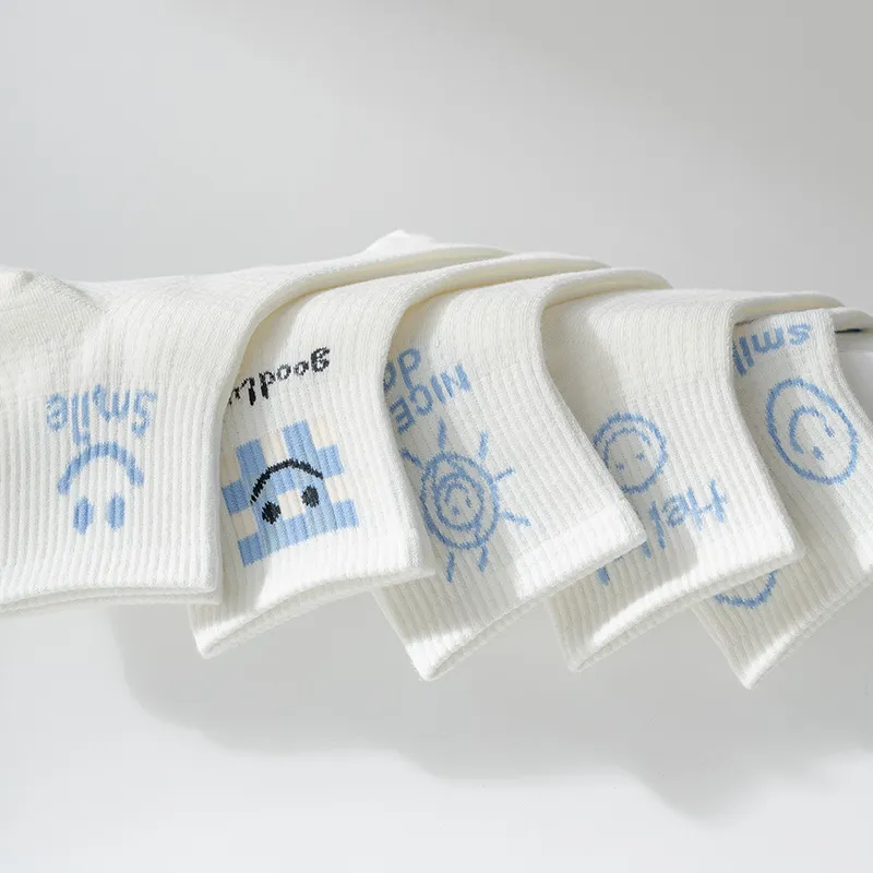 Temooues Mid Calf Socks Women's 5 Pack-4