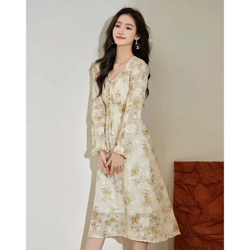 Love Elaine Long Sleeved Dress Women's Apricot-3