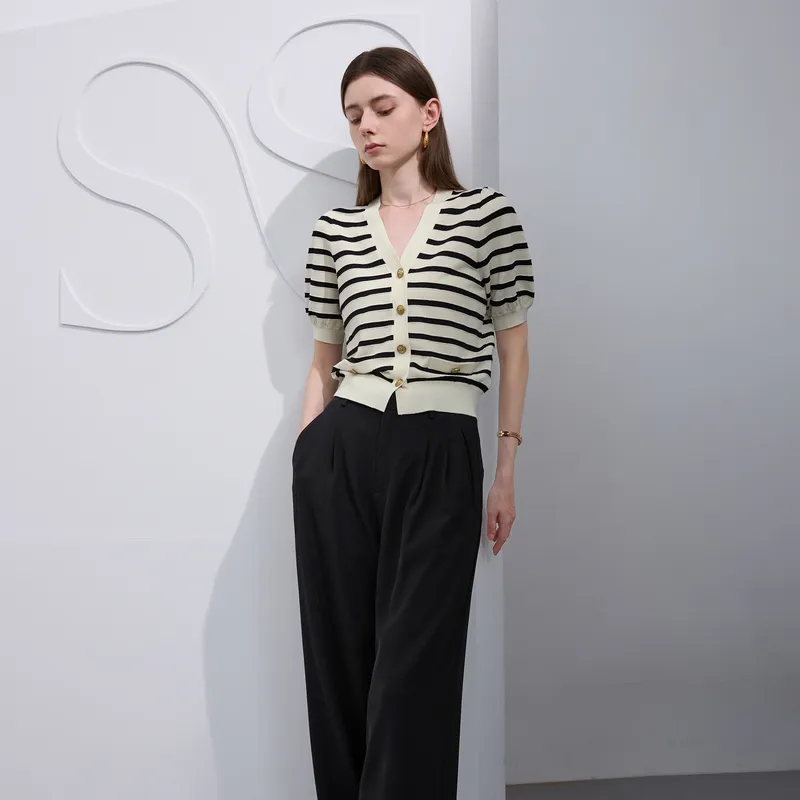 3COLOUR Sweater Women's Black White Stripes-6