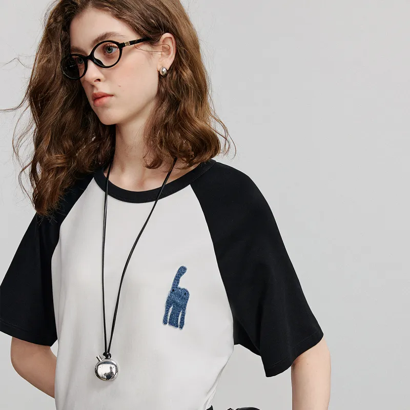 Initial Language T Shirt Women's Black White-4