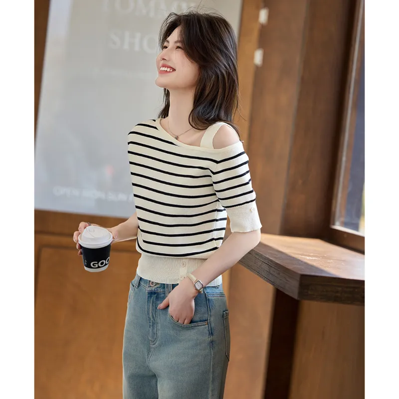 Still quiet T Shirts Women's Beige Stripes-1