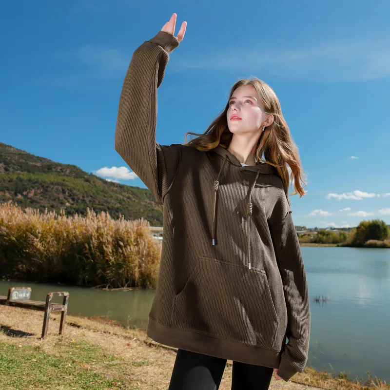 3COLOUR Sweatshirts Women's Hazelnut Brown-3