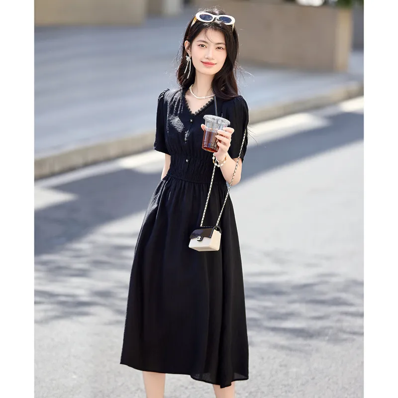 Still Quiet Short Sleeved Dress Women's Elegant Black-2