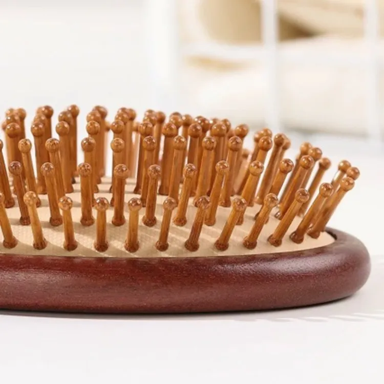 The East Is Shiny Sandalwood Airbag Comb Massage-2