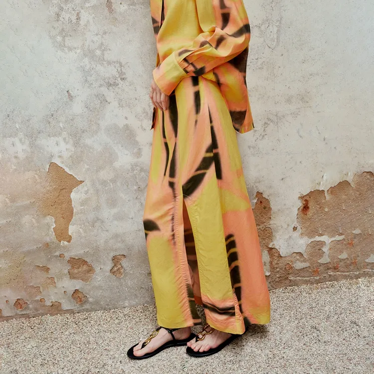 URBAN REVIVO Casual Long Skirt Women's Yellow Print-2