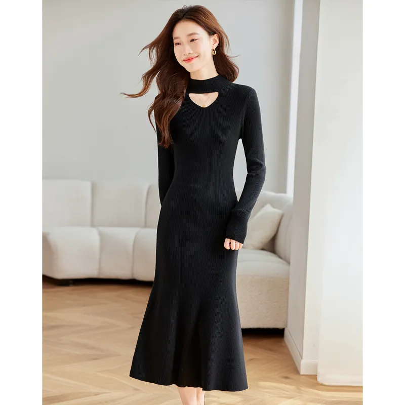 Love Elaine Long Sleeved Dress Women's Black-5