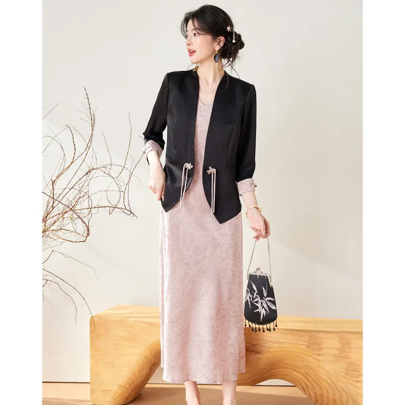 Like The Age Of Water Long Sleeved Dresses Women's Pink-3