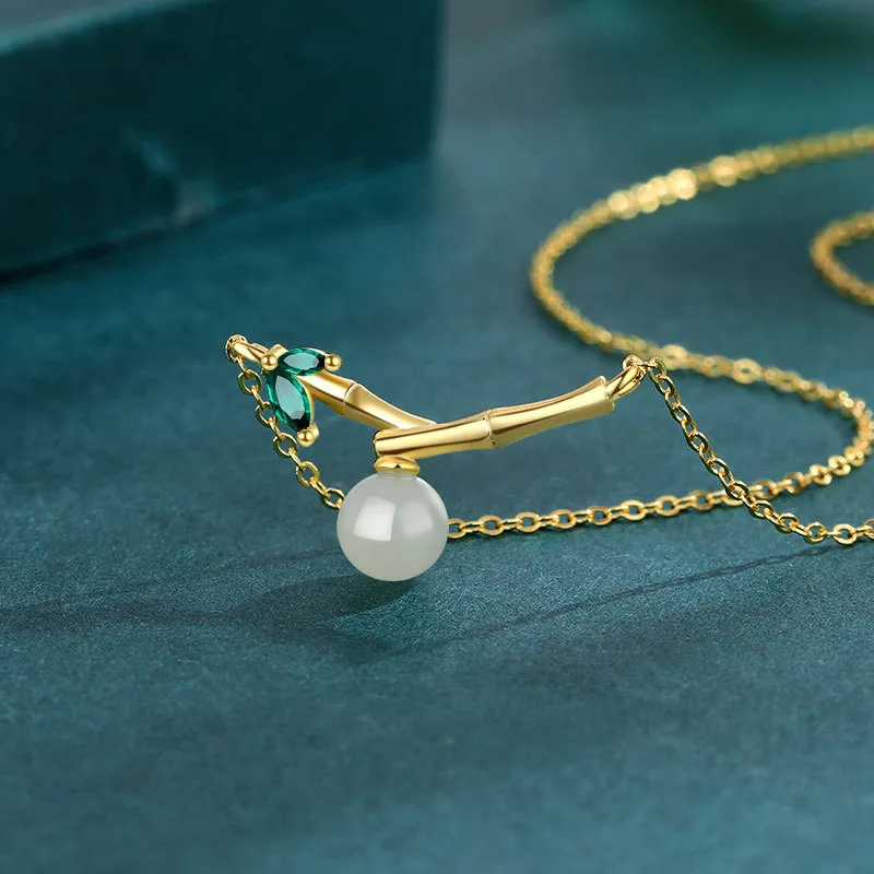 Royal Heaven's Choice Necklaces Pale Greenish White Jade Unisex-2
