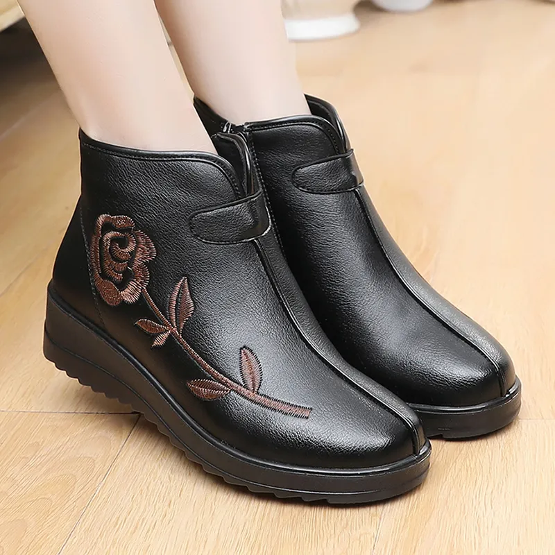 Captain Illy Ankle Boots Unisex Black-1