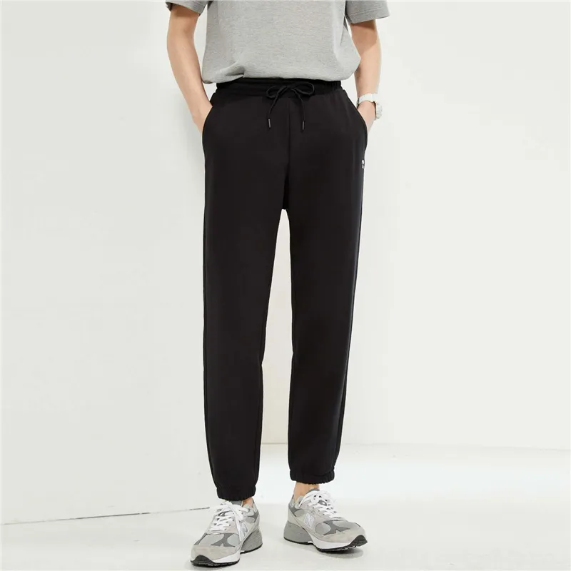UNIQLO Knitted Sports Pants Men's Logo Black-2
