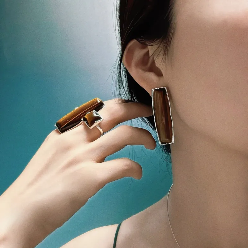 Qurioustone Tiger's Eye Stone Earrings Unisex-1