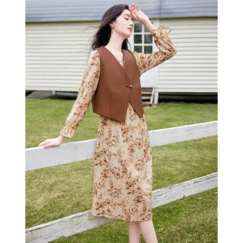 Like The Age Of Water Short Sleeved Dress Women's Coffee