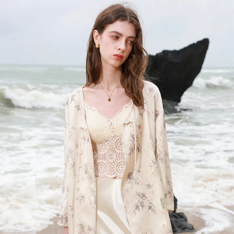 3COLOUR Cropped Coat Women's Apricot Floral-4