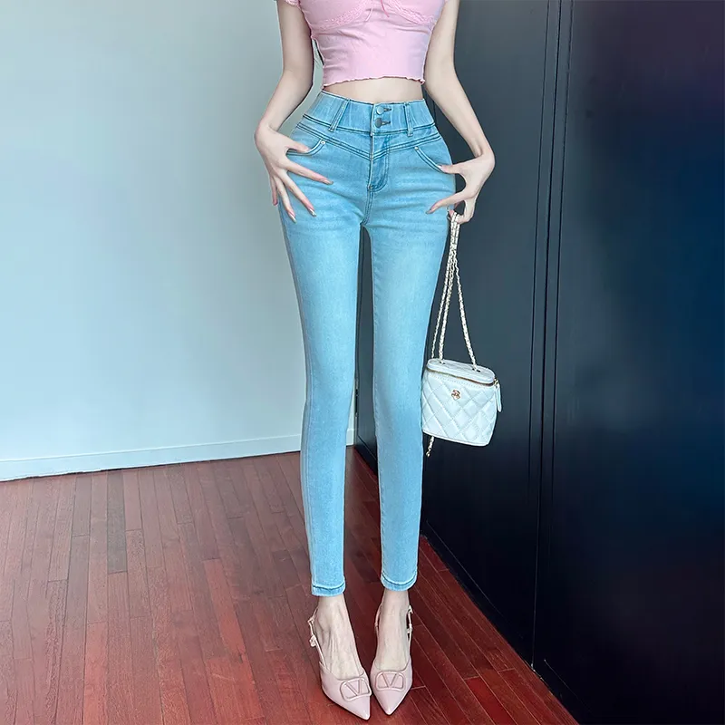 XIANSINIAO Jeans Women's Light Blue-1