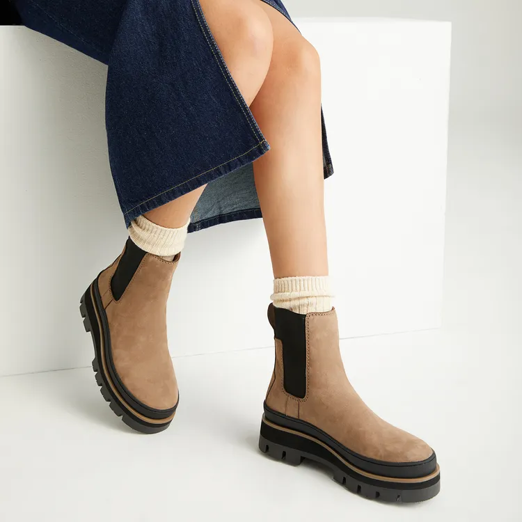 Clarks Ollie Series Crew Chelsea Boots Women's Brown-5