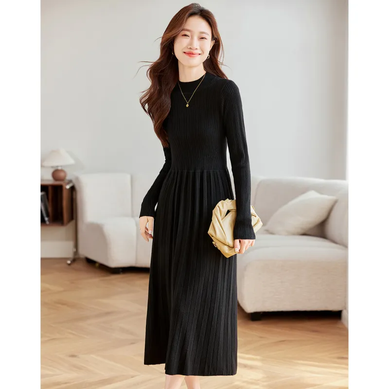 Love Elaine Long Sleeved Dress Women's Black-4