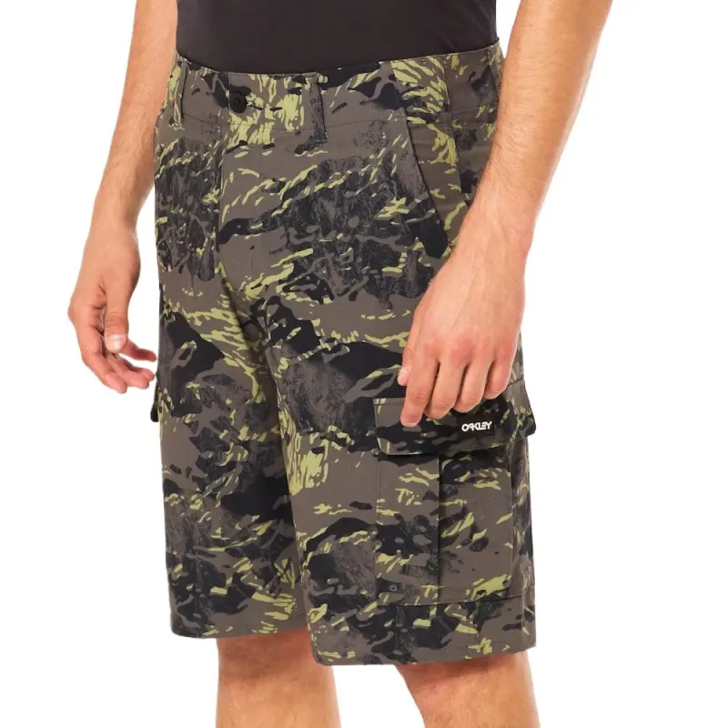 Oakley Casual Shorts Men's Tiger Hill Green Camouflage-5