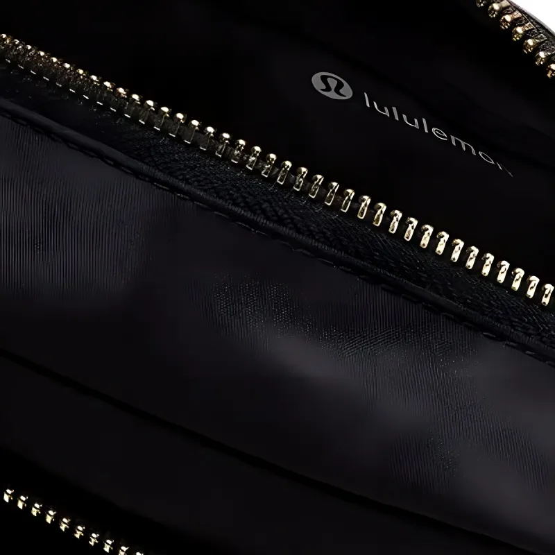 Lululemon Everywhere Nylon Shoulder Bag, Crossbody Bag Unisex Black-3