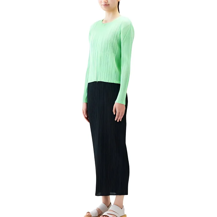 PLEATS PLEASE ISSEY MIYAKE Jackets & Coats Women's Green-3