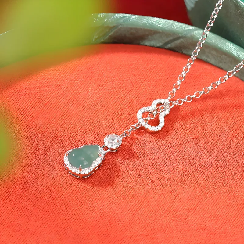 Bubble Scallops Ice Glutinous Jadeite Necklaces Women's-3