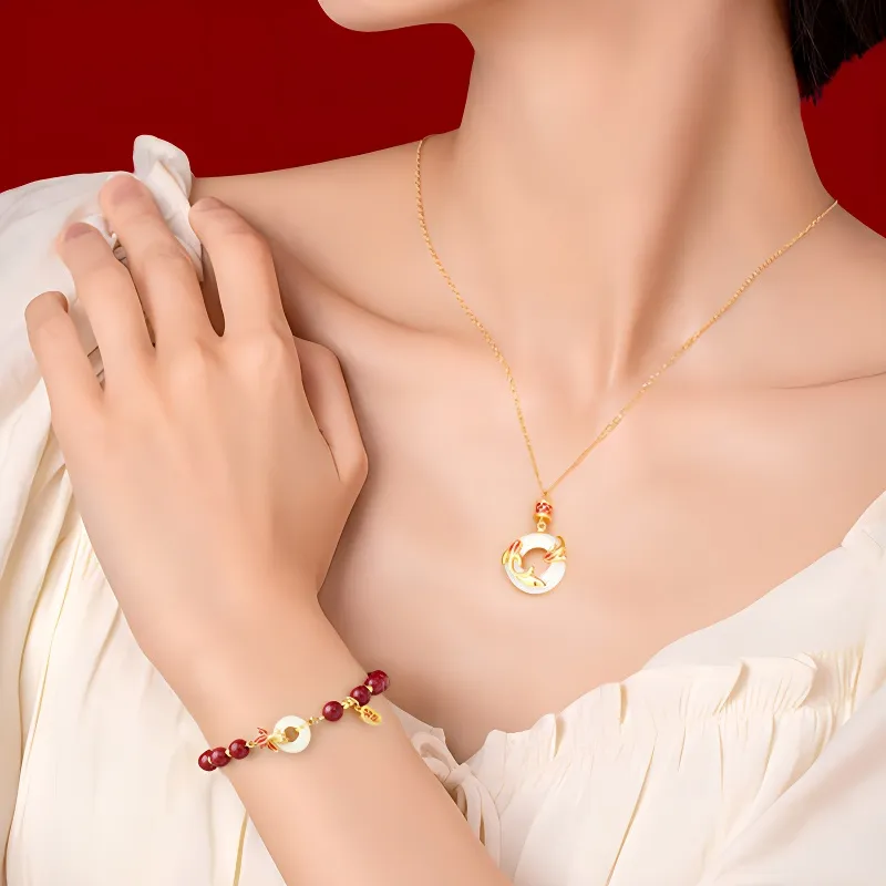 Bear Silversmith Chalcedony Necklaces Women's-5