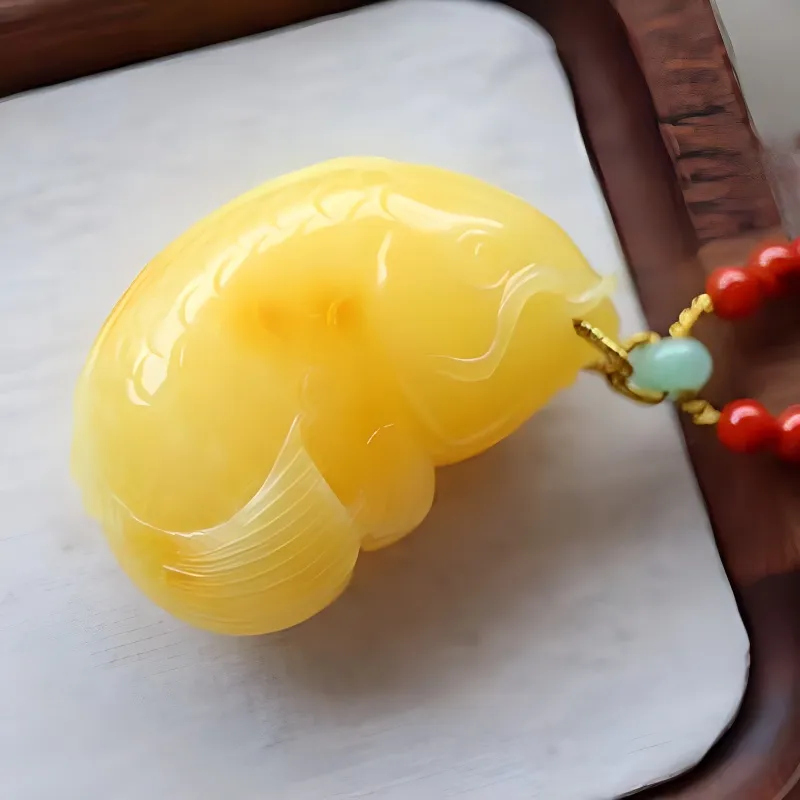Xifeng Building Beeswax Necklaces Unisex-3