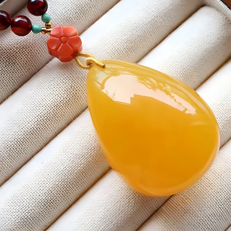 Xifeng Building Beeswax Necklaces Unisex-4