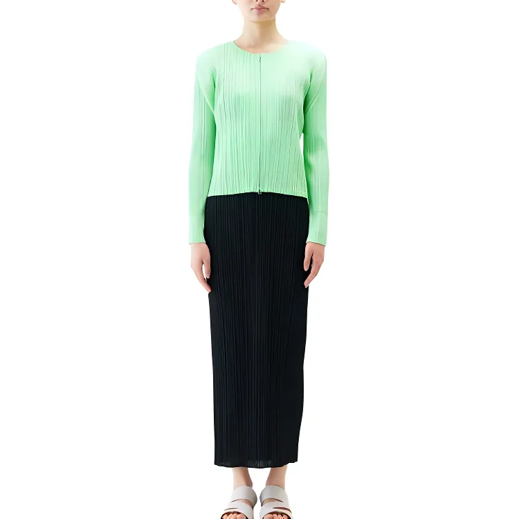 PLEATS PLEASE ISSEY MIYAKE Jackets & Coats Women's Green-1