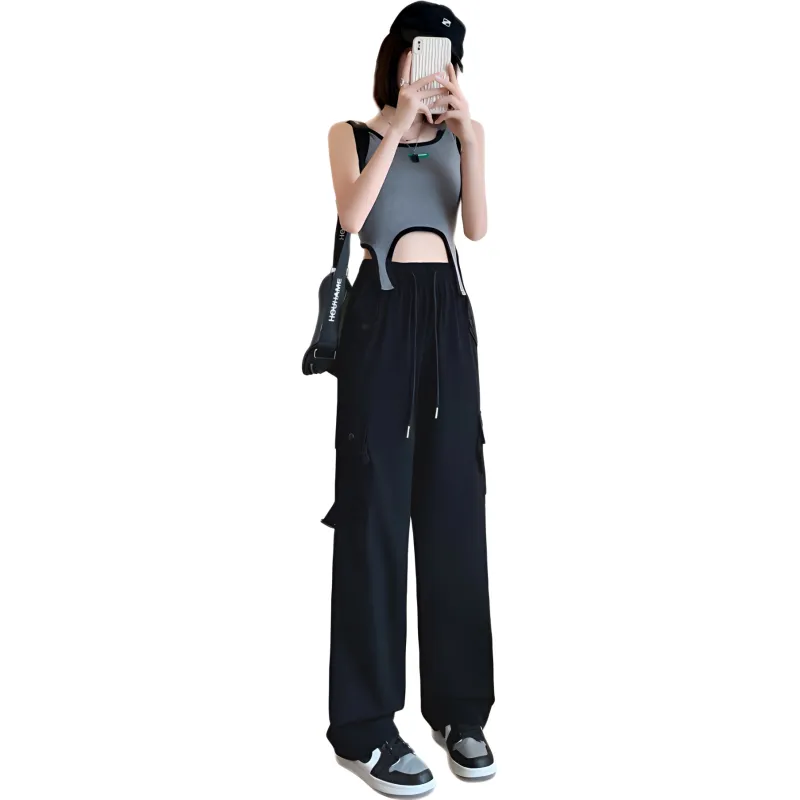 The New Age Family Cargo Pants Women's-11
