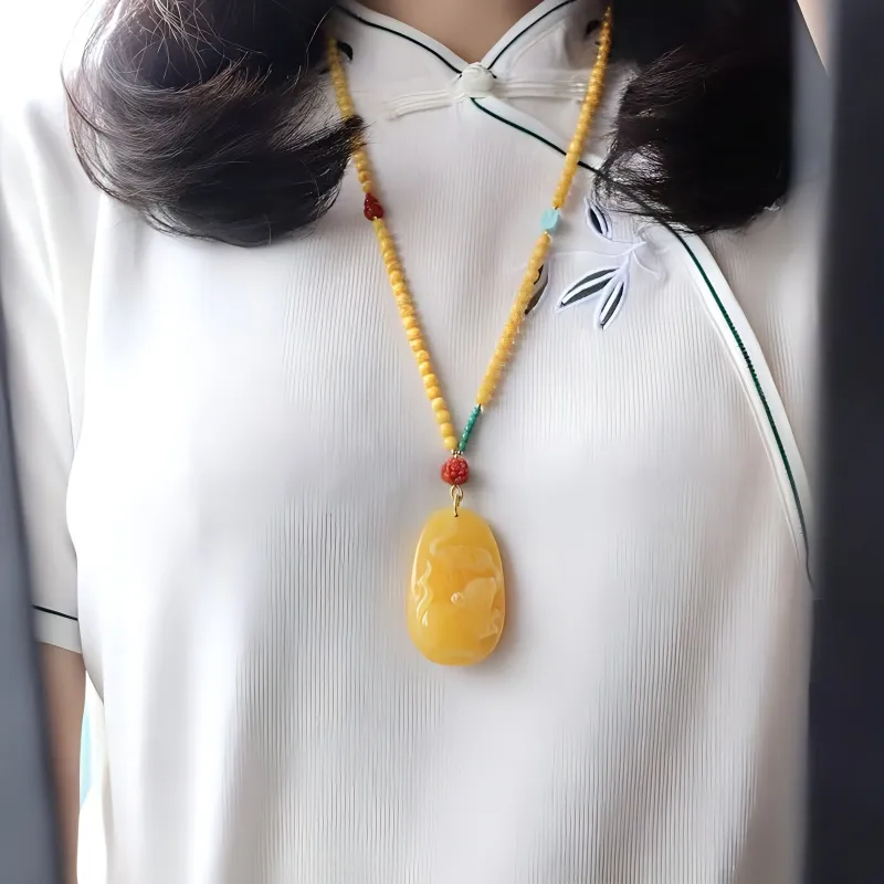 Xifeng Building Beeswax Necklaces Unisex-4